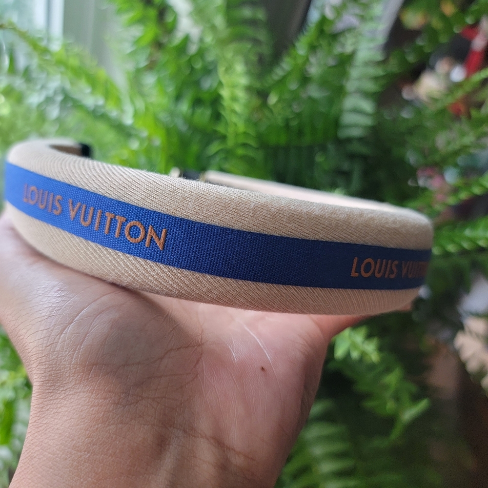 Louis Vuitton Classic Blue Ribbon